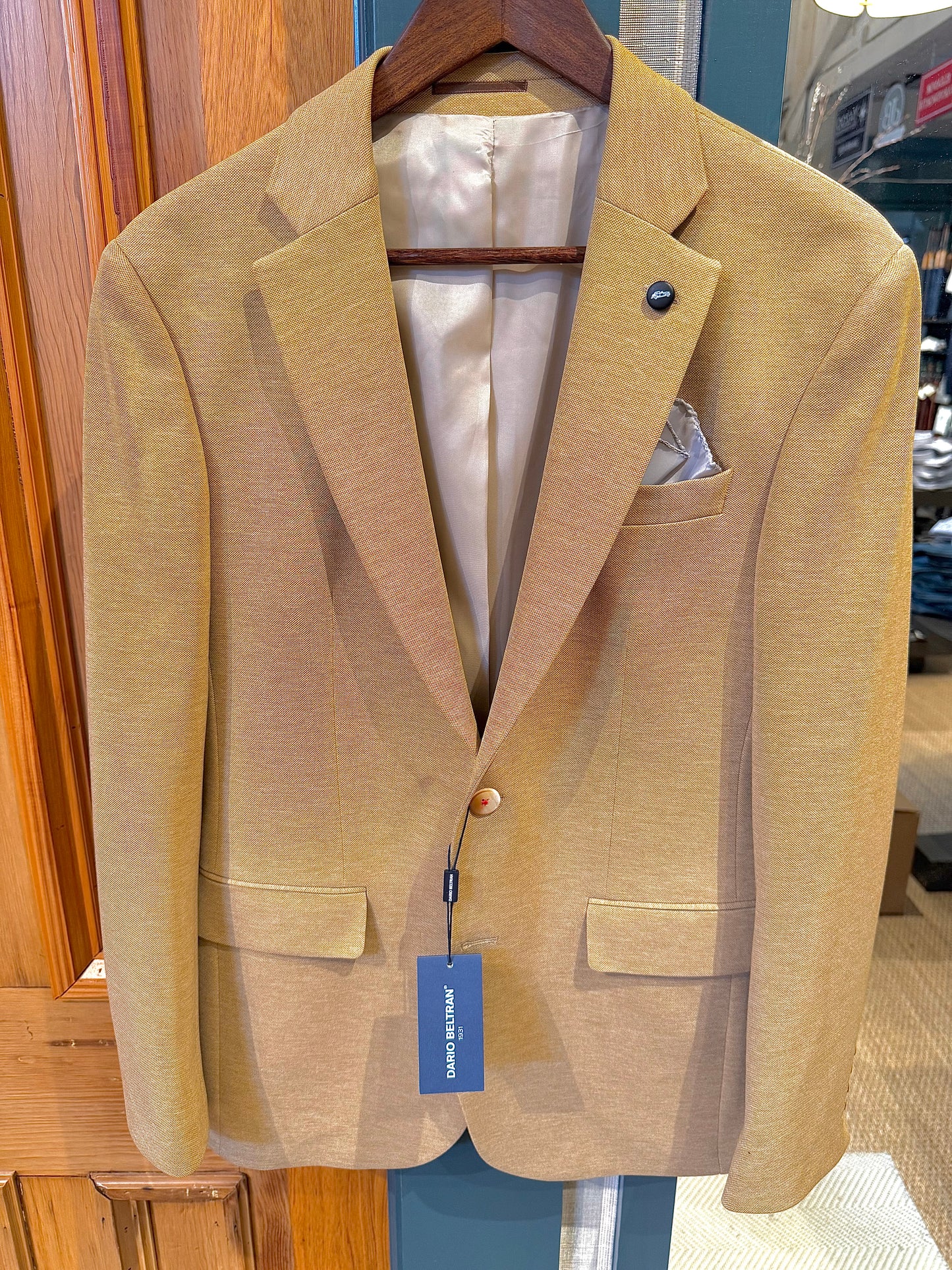 Dario Beltran Blazer A-York