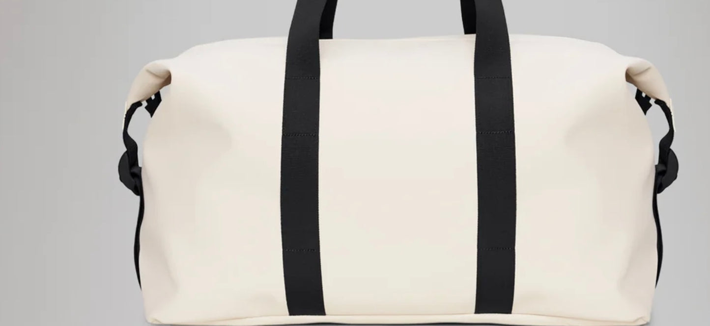 RAINS Hilo Weekend Bag