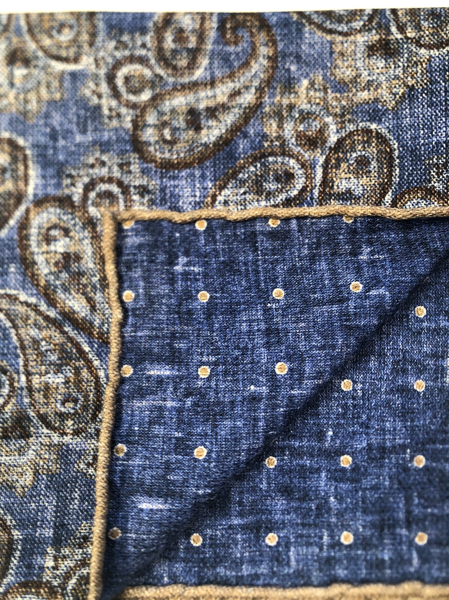 LEE ALLISON Double-Sided Perfect Pocket Square