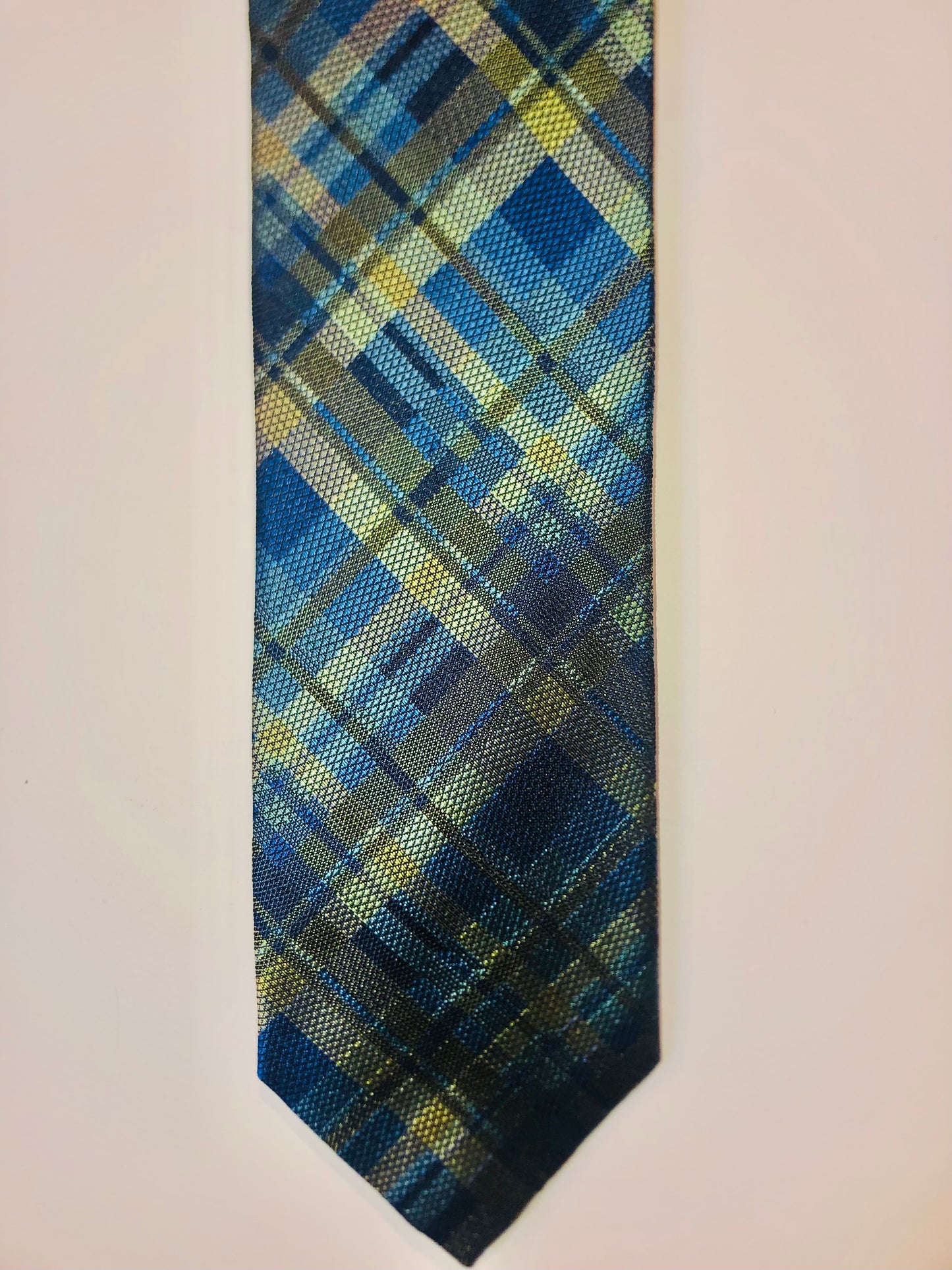 LEE ALLISON Fuzzy Plaid Necktie